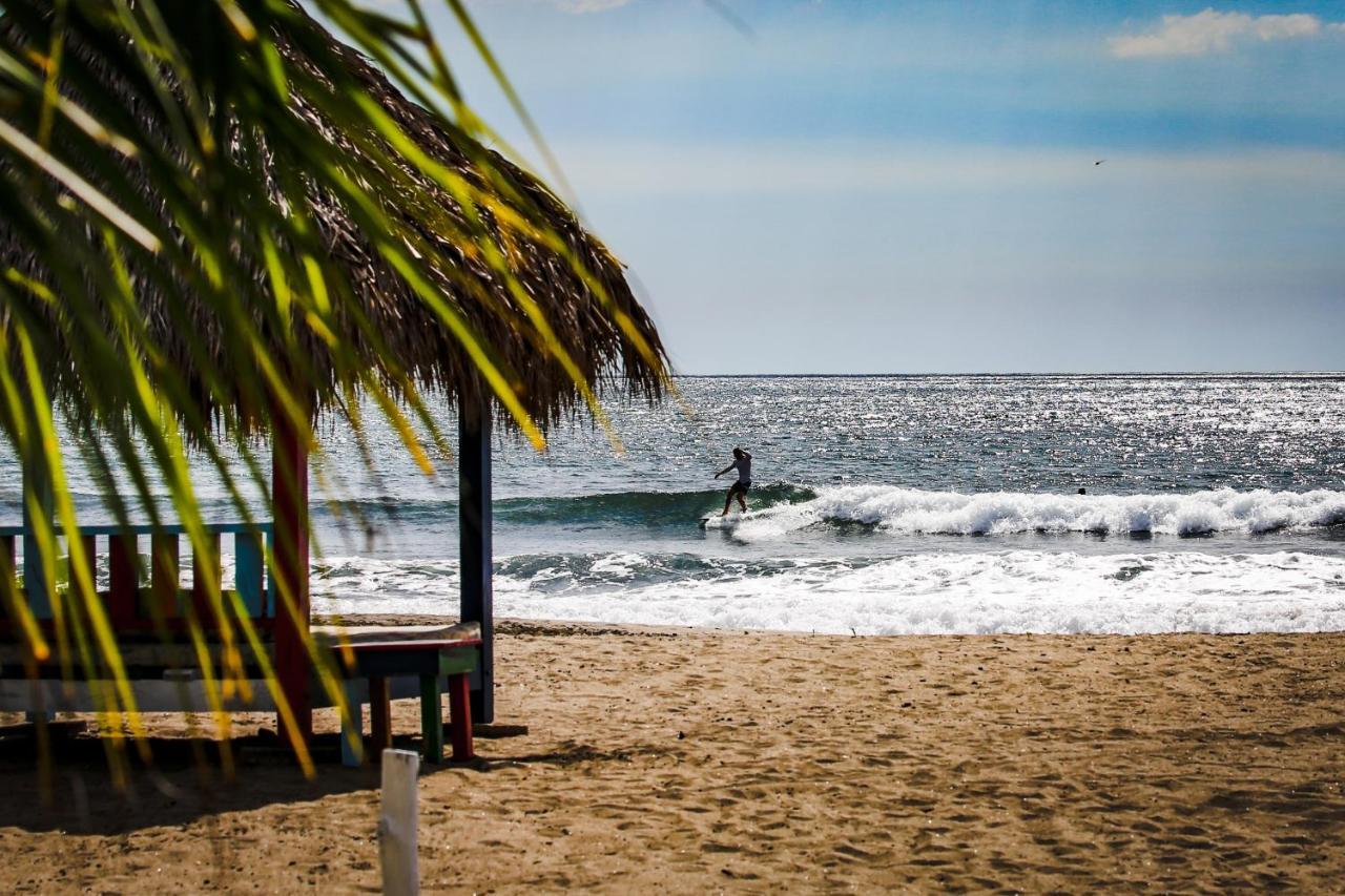 Tapas & Surf Hotell Petacaltepe Eksteriør bilde